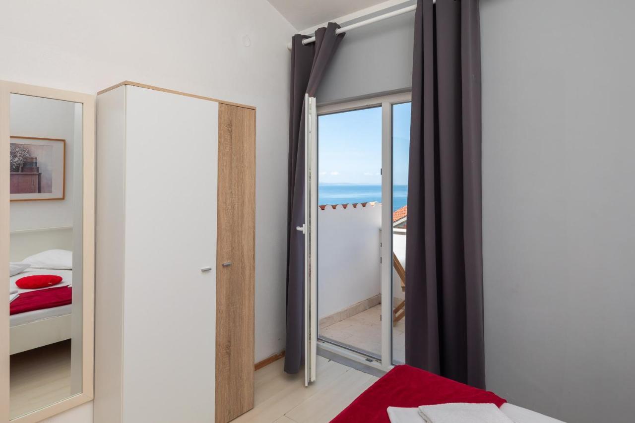 Beach Apartments Borovina Stanici Bagian luar foto