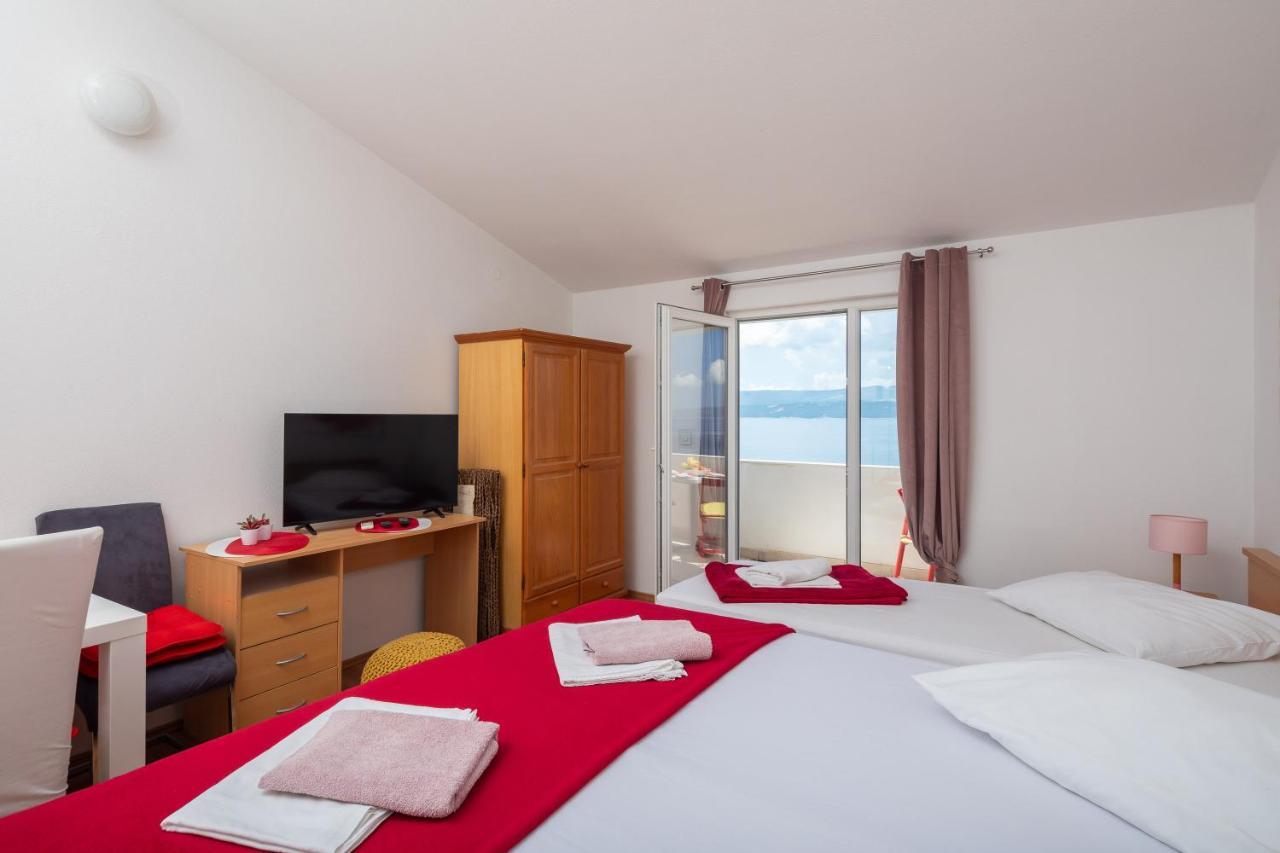 Beach Apartments Borovina Stanici Bagian luar foto