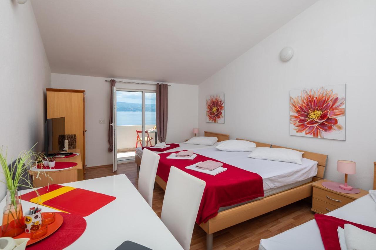 Beach Apartments Borovina Stanici Bagian luar foto
