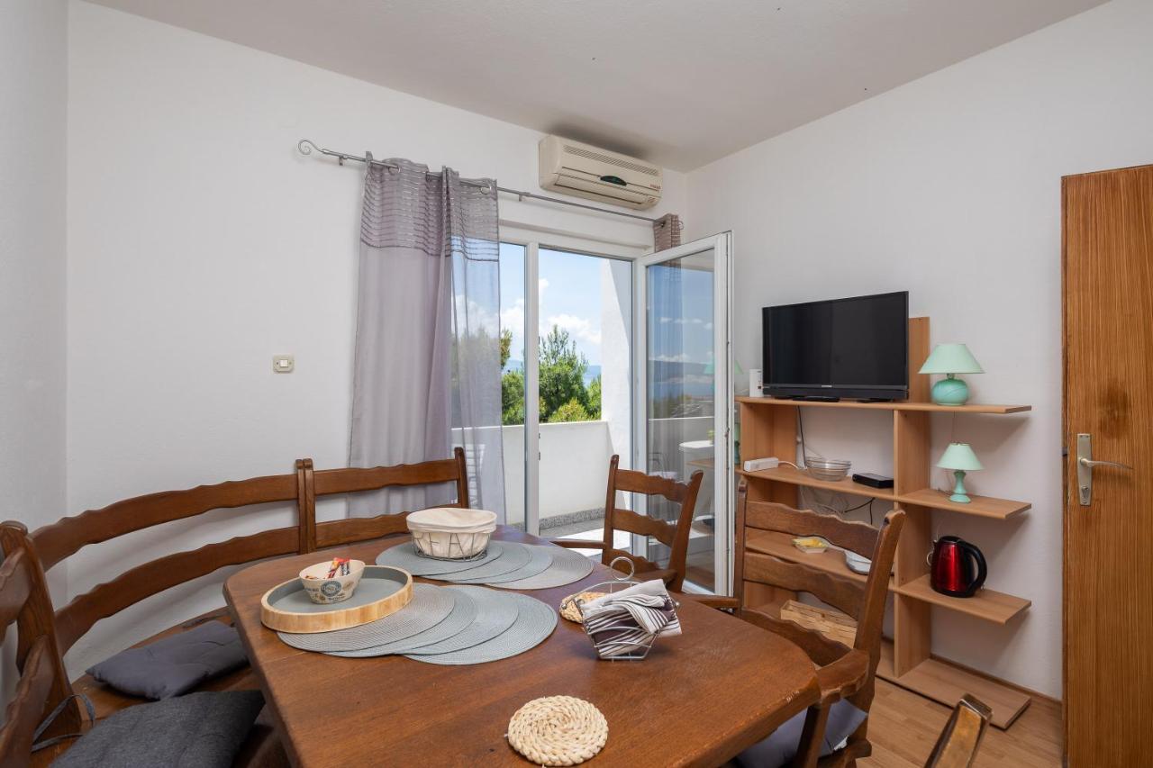 Beach Apartments Borovina Stanici Bagian luar foto