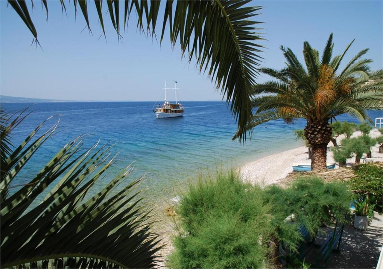 Beach Apartments Borovina Stanici Bagian luar foto